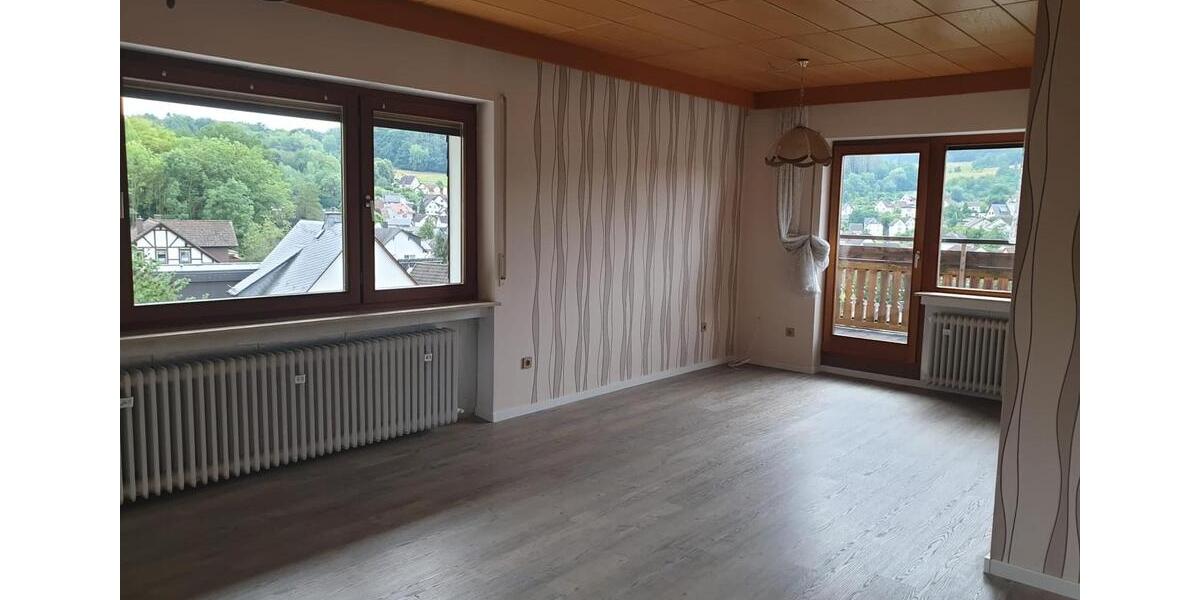 Etagenwohnung Steffenberg - 10 Zimmer, 227 m&sup2;, 179.000&euro; | Angebot:25915457
