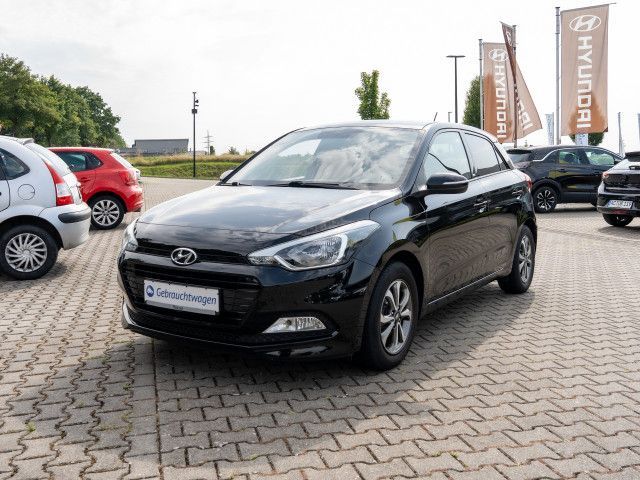 i20