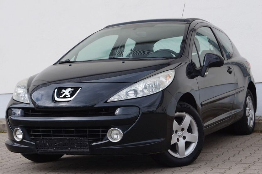 Peugeot 207 159.892 km 2.499 € Berlin 13051