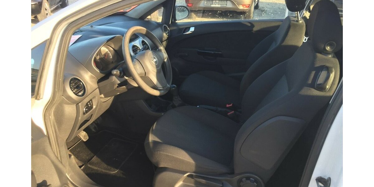 Opel Corsa Selection,Klima,ESP.,Tüv Neu! 172.000 km 4.200 &euro; Himmelkron 95502