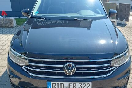 VW Tiguan 27.750 km 27.750 &euro; Neustadt an der Donau 93333