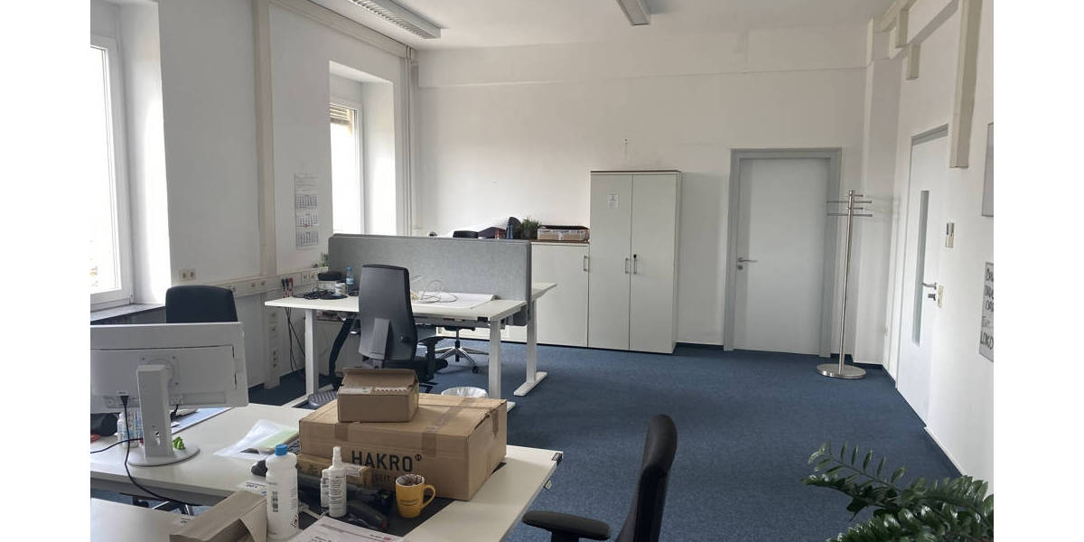 Mehrfamilienhaus, Wohnhaus Karlsruhe / Innenstadt Weststadt - 6 Zimmer, 2 m&sup2;, 19.000&euro; | Angebot:25682174