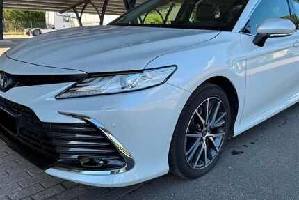 Toyota Camry 91.000 km 30.990 € Lahr 77933