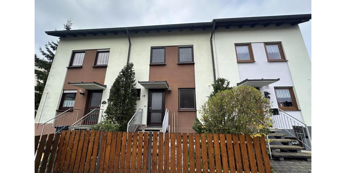 Reihenhaus Ottensoos - 6 Zimmer, 110 m&sup2;, 1.300&euro; | Angebot:26423334