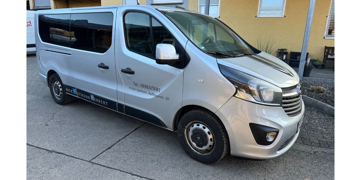 Opel Vivaro 217.500 km 12.800 &euro; Arnstein 97450