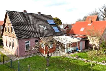 Haus Stade / Bützfleth Bützfleth - 8 Zimmer, 180 m&sup2;, 329.000&euro; | Angebot:25978485