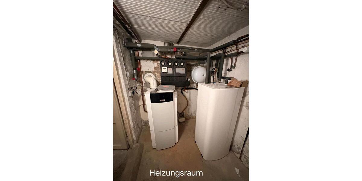 Einfamilienhaus Husum - 8 Zimmer, 238 m&sup2;, 325.000&euro; | Angebot:26942636