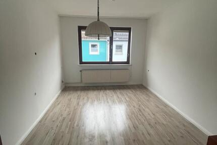 4-5 Zimmer Wohnung (Maisonette) in zentraler Lage 5 zimmer