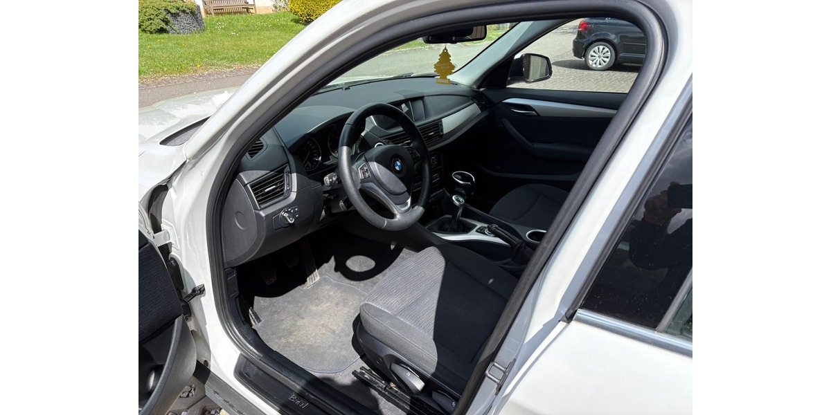 BMW X1 181.000 km 9.800 &euro; Neuhütten 54422