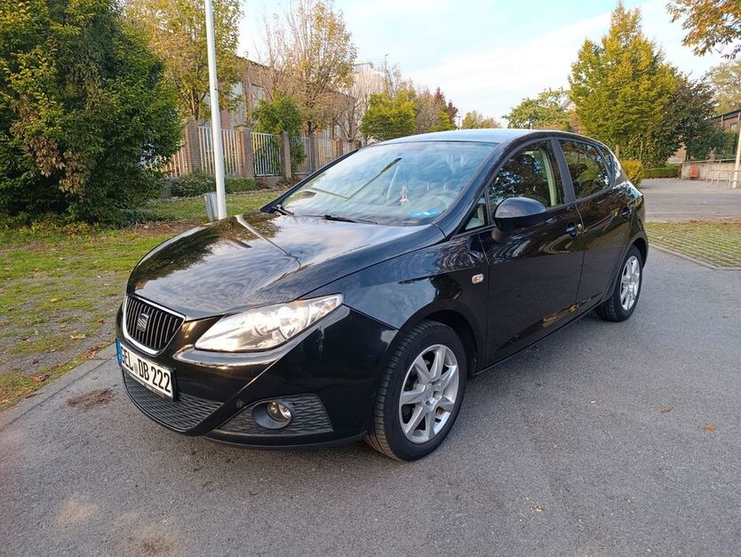 Seat Ibiza 156.000 km 3.400 € Emmerich 46446
