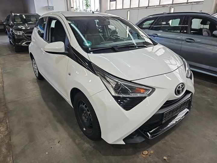 Aygo (X)