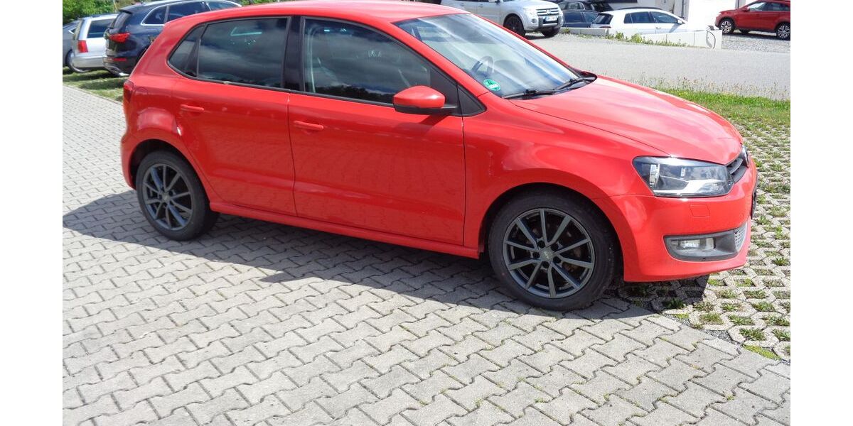 VW Polo 161.000 km 6.400 &euro; Grafenau-Großarmschlag 94481