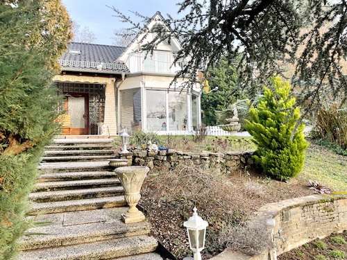 Haus zum Kaufen in Alzey-Weinheim 650.000 € 263.09 m² 7 zimmer