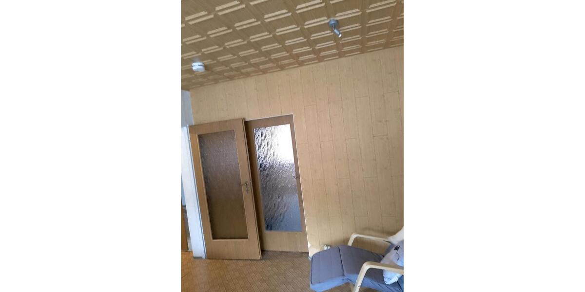 Etagenwohnung Markneukirchen - 3 Zimmer, 68 m&sup2;, 35.000&euro; | Angebot:27248138