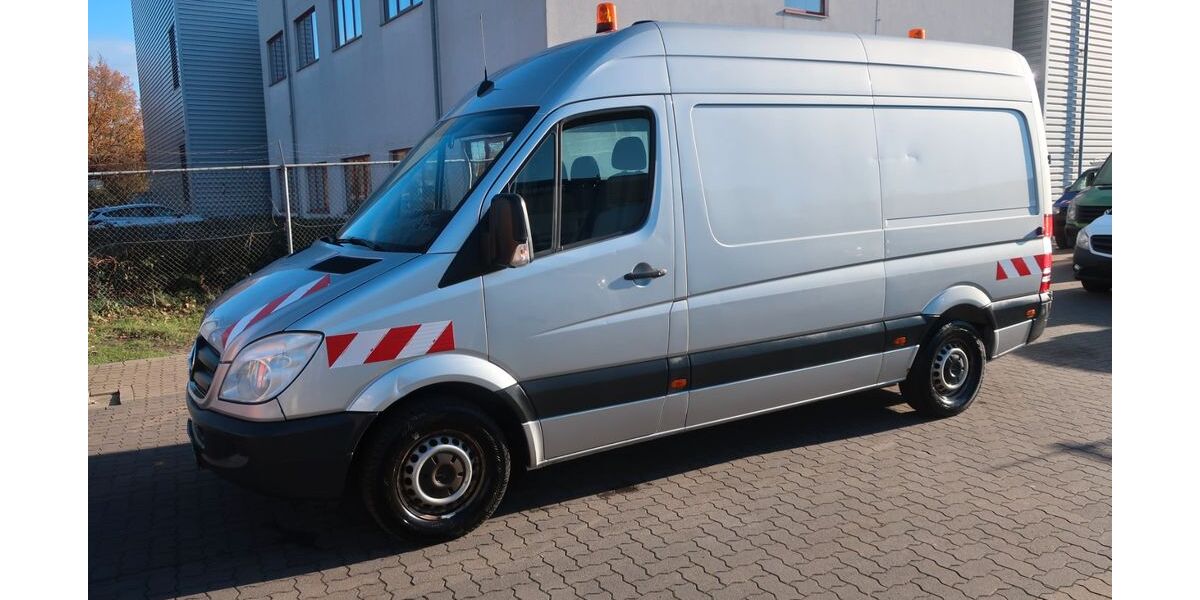Mercedes-Benz Sprinter 181.138 km 10.900 € Hannover 30179