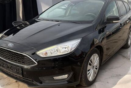 Ford Focus 163.000 km 4.999 &euro; Lübeck 23560