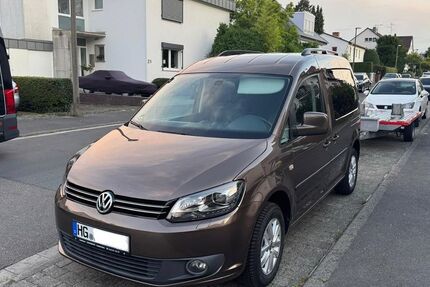 VW Caddy 164.187 km 9.500 &euro; Bad Homburg 61348
