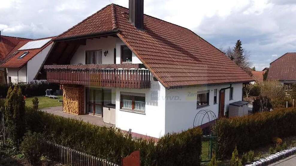 Haus zum Kaufen in Bad Dürrheim 649.000 € 150.56 m²