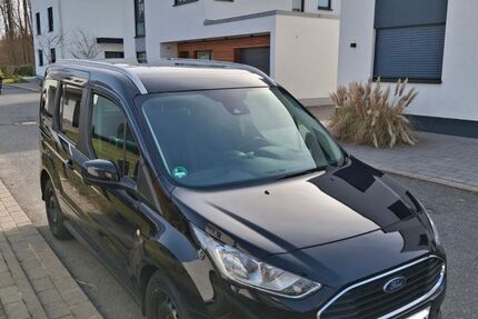 Ford Tourneo Connect 112.858 km 10.799 &euro; Montabaur 56410