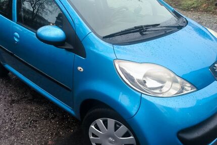 Peugeot 107 183.000 km 2.990 &euro; Berlin - Schöneberg 10781