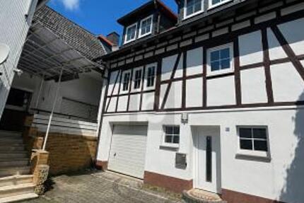 GENERATIONENWOHNEN MIT RENDITE UND GARTEN - Haus Gladenbach | Angebot:27259809