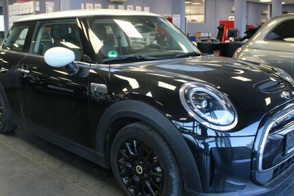 Mini Cooper SE Classic Trim 39.998 km 16.480 &euro; Euskirchen 53881