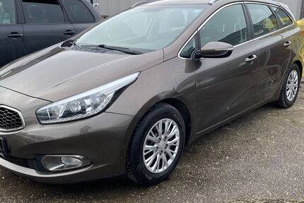Kia ceed Sportswagon 165.000 km 5.990 &euro; Lünen 44532