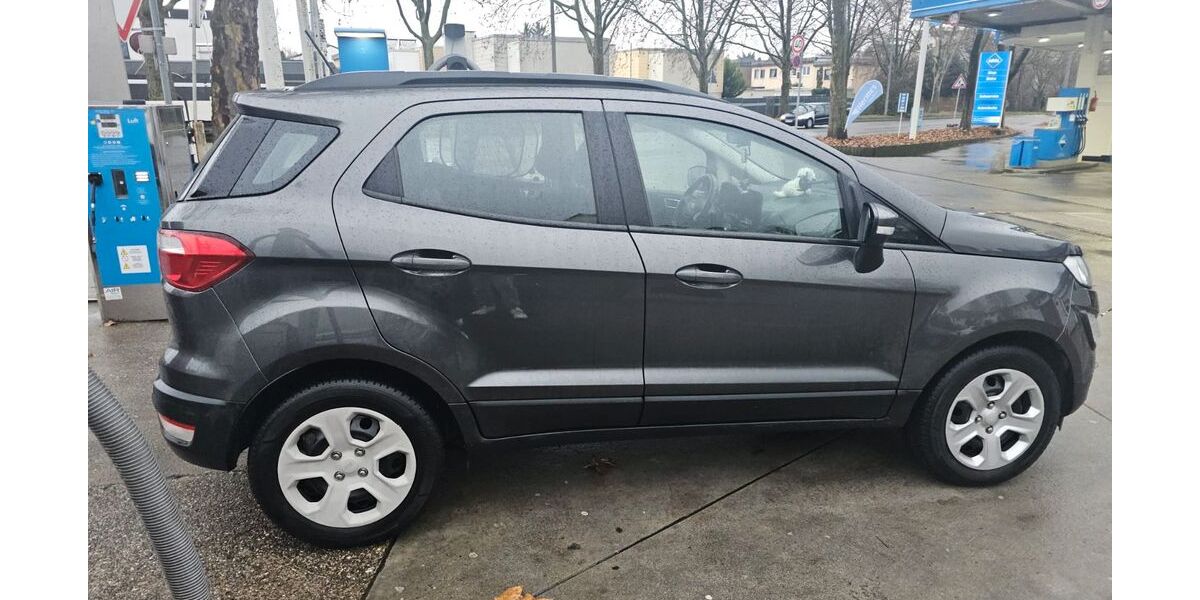 Ford EcoSport 66.000 km 15.499 &euro; Stuttgart 70374
