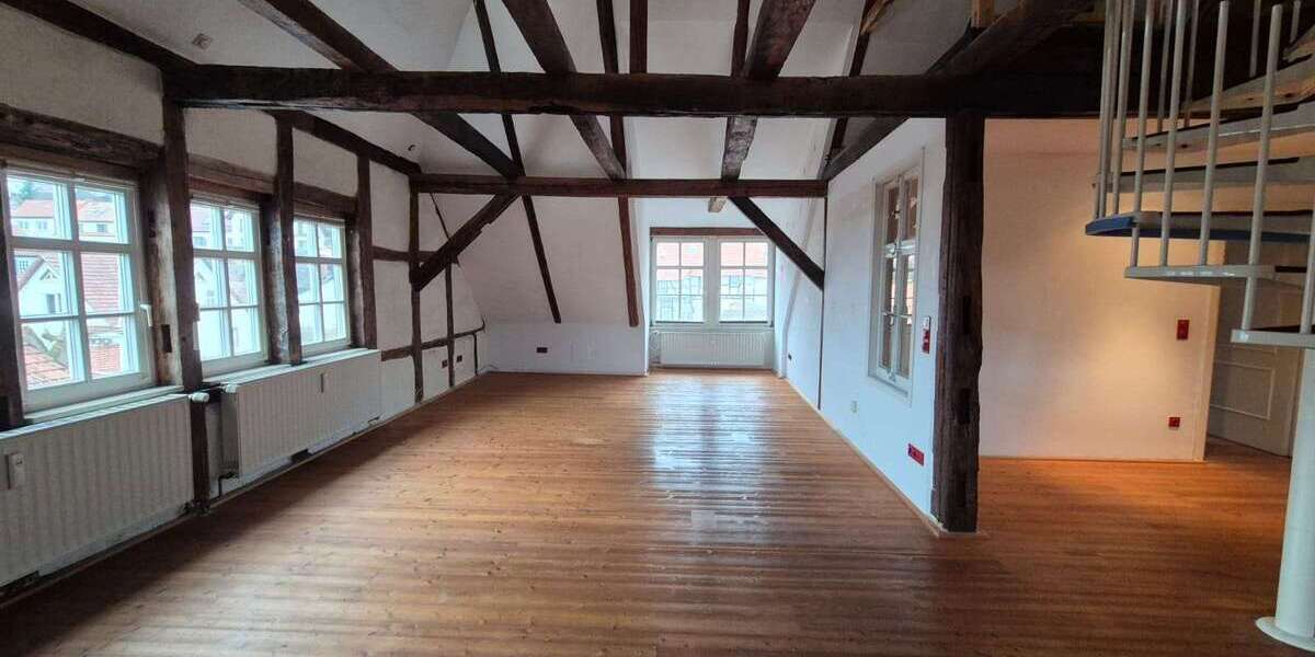 Etagenwohnung Treffurt - 2 Zimmer, 120 m&sup2;, 750&euro; | Angebot:26101587