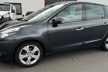 Renault Scenic 170.000 km 5.699 € Frankfurt am Main 60314