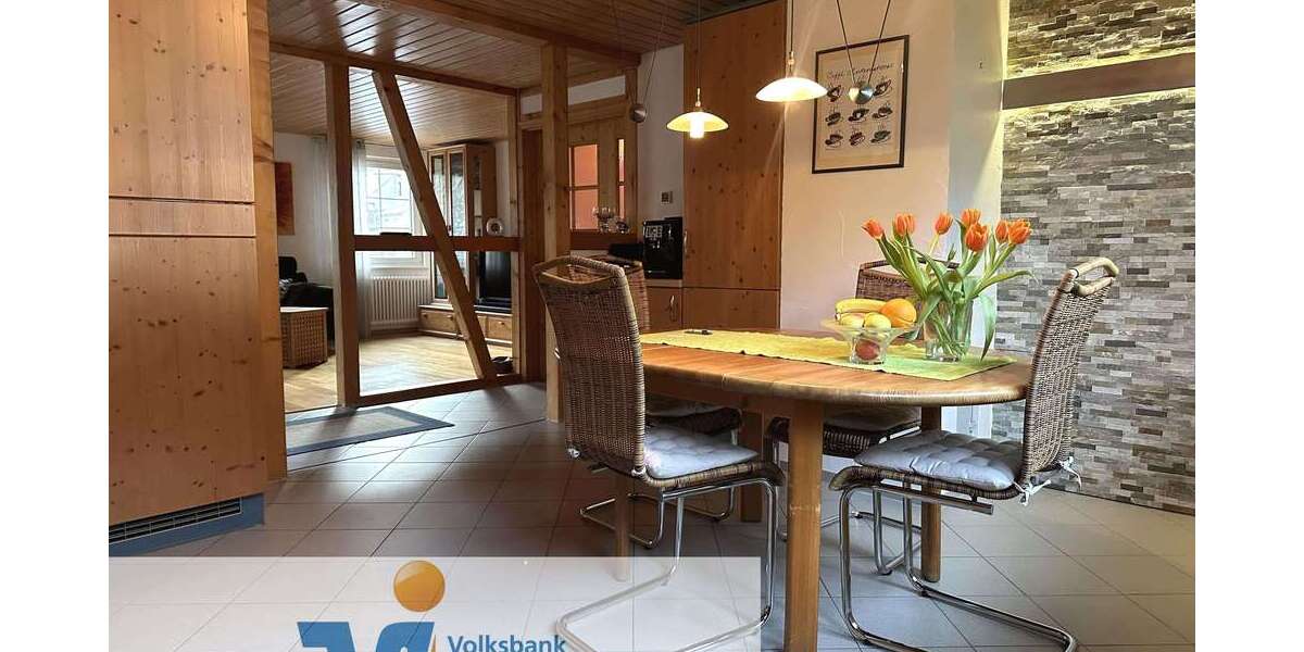 Etagenwohnung Triberg - 4 Zimmer, 98 m&sup2;, 159.000&euro; | Angebot:26387598