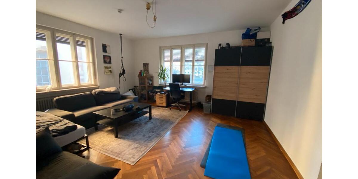 5-Zimmerwohnung in Würzburg Stadtmitte ab 1.4.26 zu vermieten 5 zimmer