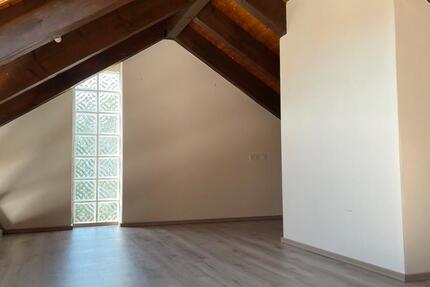 Wohnung Bad Boll - 2.5 Zimmer, 69 m&sup2;, 179.000&euro; | Angebot:27426933