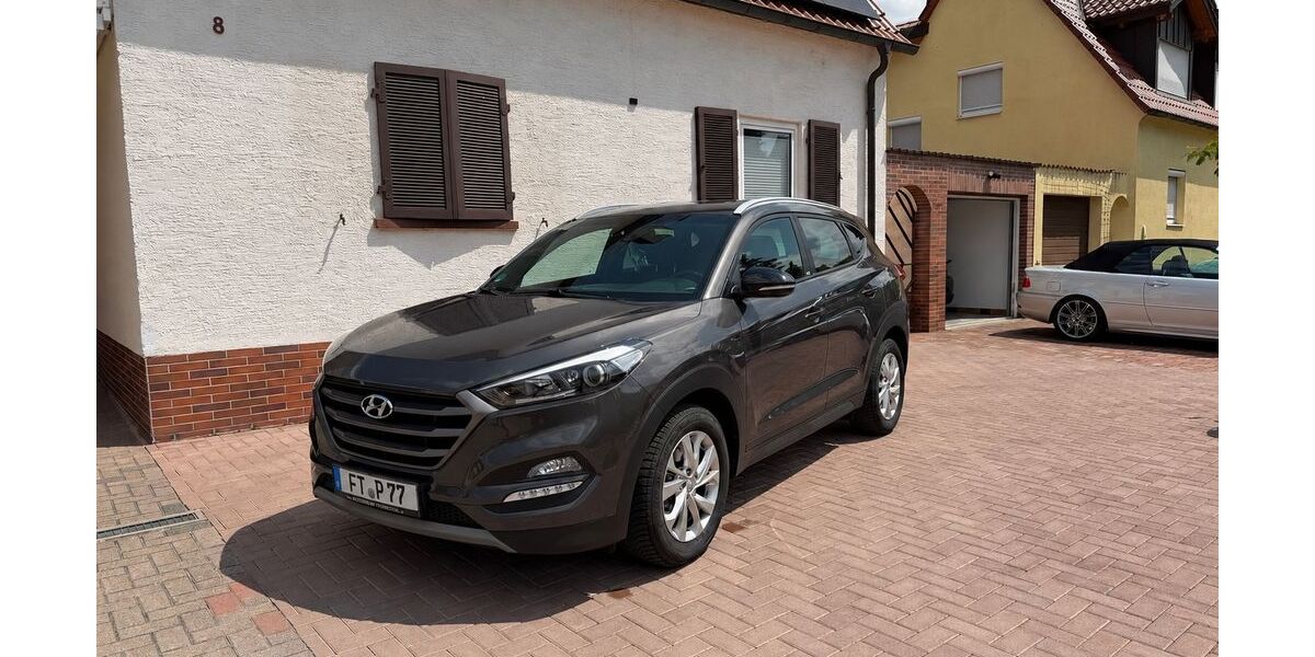 Hyundai TUCSON 99.980 km 15.990 &euro; Frankenthal 67227