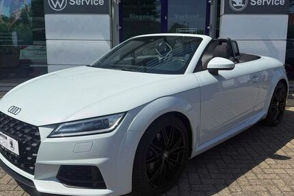 Audi TT 82.500 km 27.950 &euro; Brake / Unterweser 26919