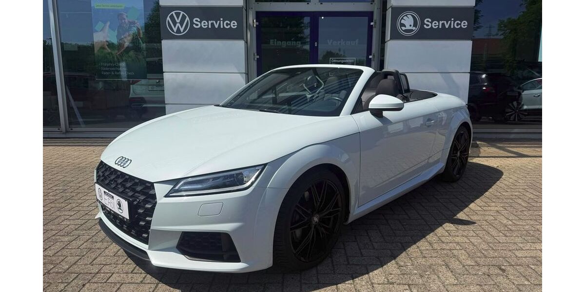 Audi TT 82.500 km 27.950 &euro; Brake / Unterweser 26919