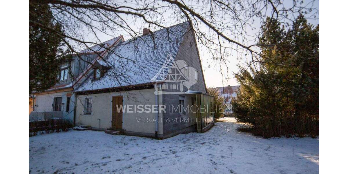 Großes Baugrundstück mit Altbestand in Wilhermsdorf zimmer