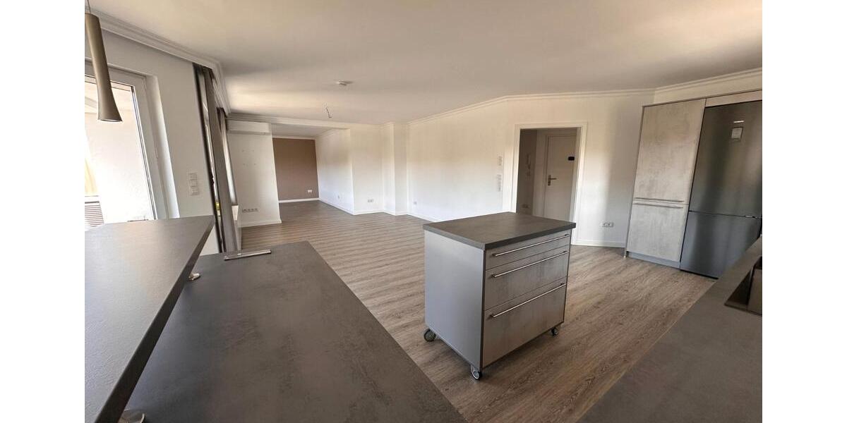 Etagenwohnung Ennepetal - 4 Zimmer, 121 m&sup2;, 1.200&euro; | Angebot:26383004