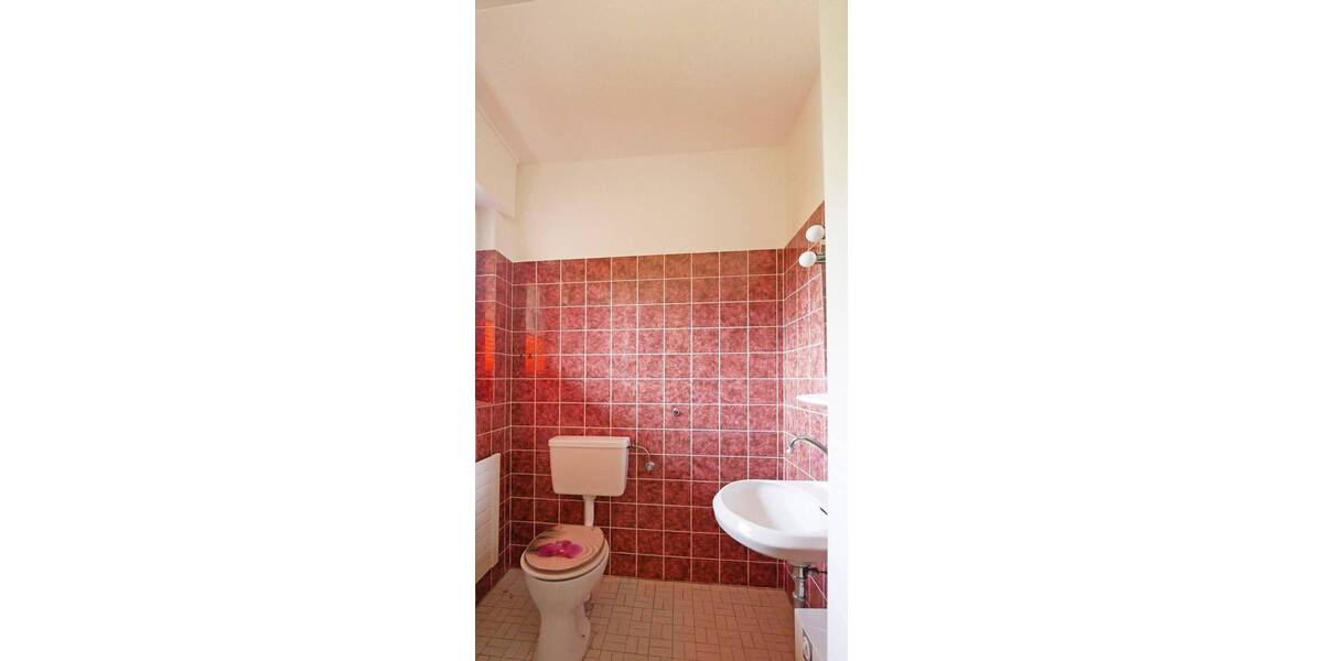 Bungalow Vechta - 3 Zimmer, 127 m&sup2;, 900&euro; | Angebot:26359234