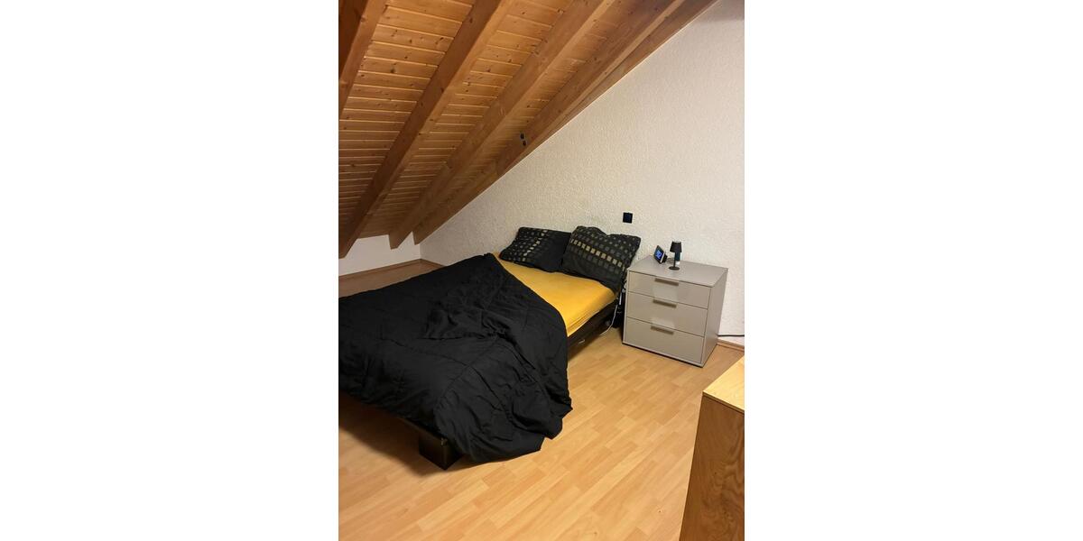 Dachgeschoßwohnung Hohberg - 2 Zimmer, 78 m&sup2;, 620&euro; | Angebot:26414096