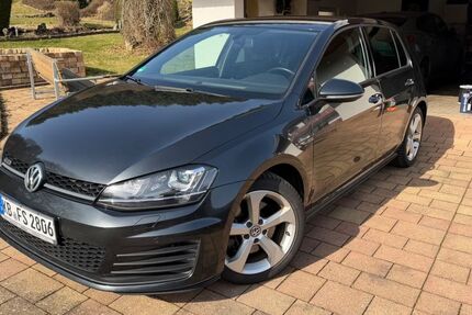 VW Golf 103.000 km 15.000 &euro; Vöhl 34516