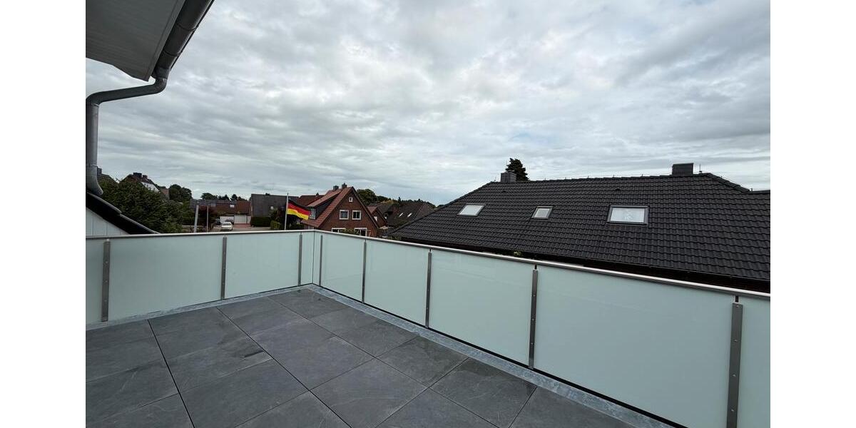 Dachgeschoßwohnung Rastede - 3 Zimmer, 73 m&sup2;, 318.000&euro; | Angebot:27166850