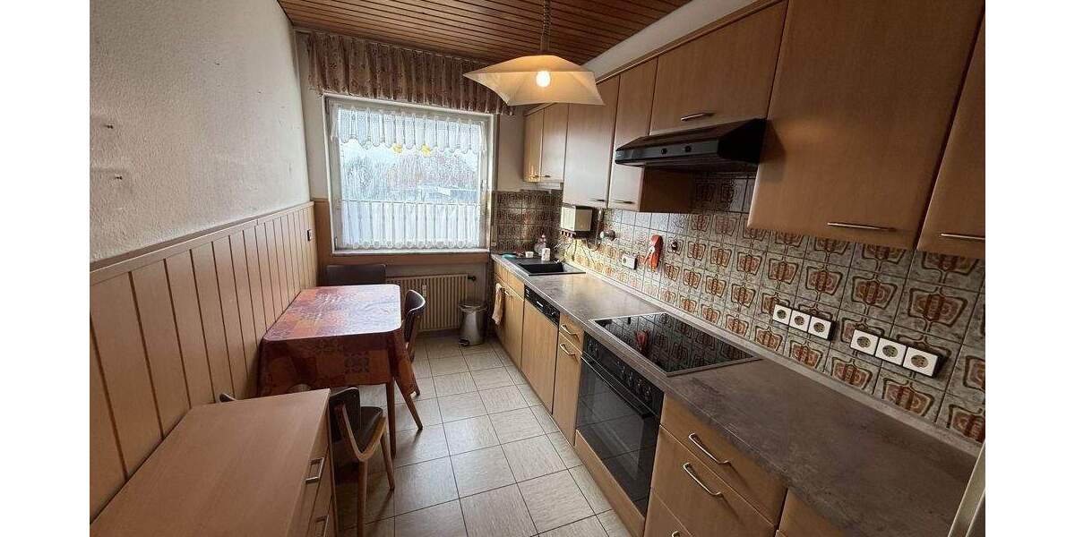 Etagenwohnung Herten / Langenbochum Langenbochum - 4 Zimmer, 104 m&sup2;, 155.000&euro; | Angebot:24158177