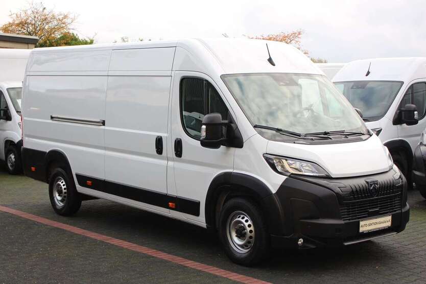 Peugeot Boxer 33.000 km 24.988 € Mönchengladbach 41066