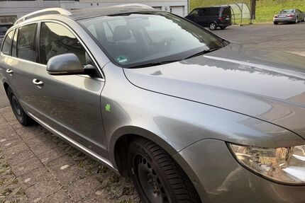 Skoda Superb 245.000 km 5.500 &euro; Münster 48147