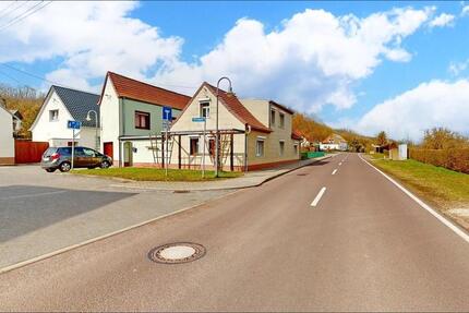 Haus Salzatal - 6 Zimmer, 174 m&sup2;, 160.000&euro; | Angebot:26940672
