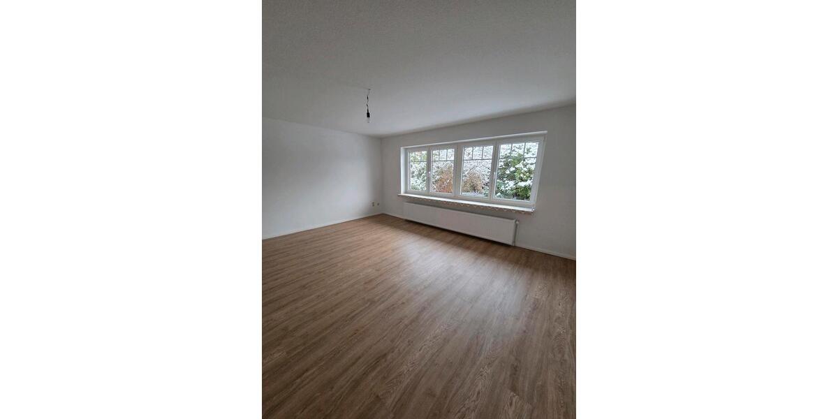 Erdgeschoßwohnung Horneburg - 2.5 Zimmer, 95 m&sup2;, 700&euro; | Angebot:24885933