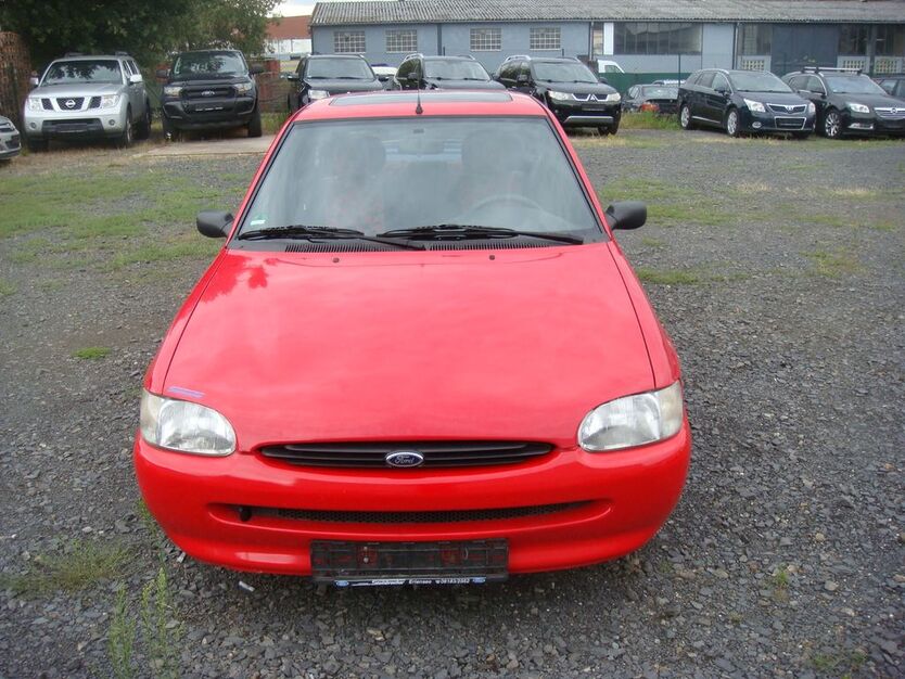 Ford Escort 83.000 km 950 € Erlensee 63526