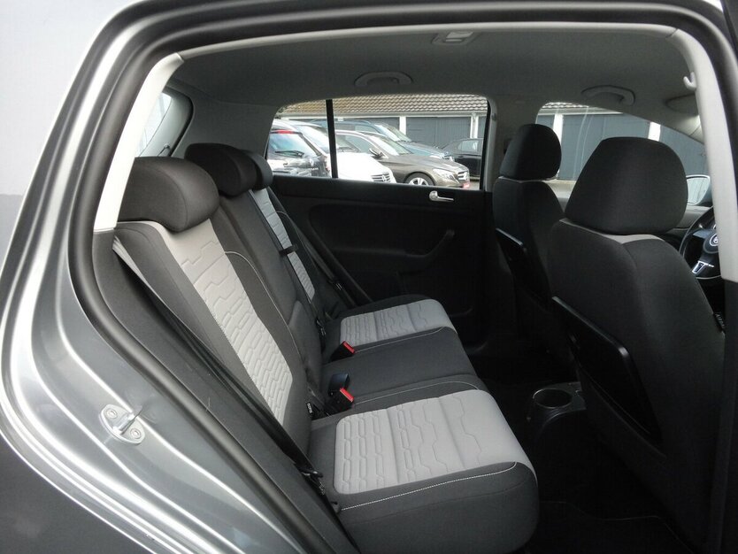 VW Golf Plus Cross 1.Hand+Autom+Klimatr+SHZ+PDC 91.000 km 10.990 € Neuss 41462