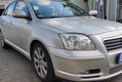 Toyota Avensis 172.000 km 3.500 &euro; Leipzig 04318